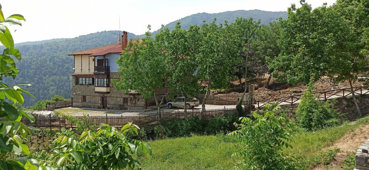 Sintrivanis Mountain Ano Skotina エクステリア 写真