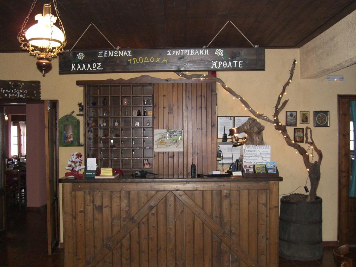 Sintrivanis Mountain Ano Skotina エクステリア 写真