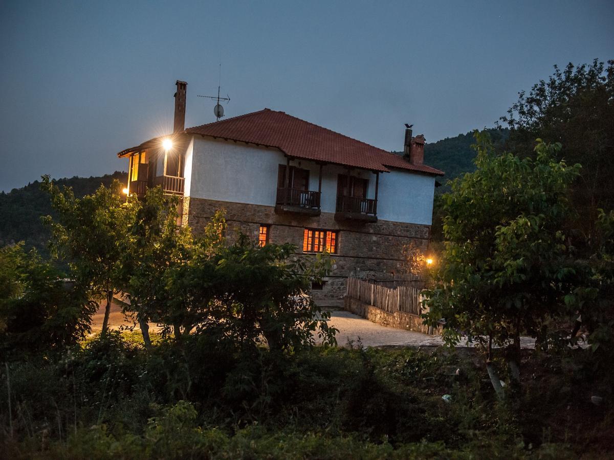 Sintrivanis Mountain Ano Skotina エクステリア 写真